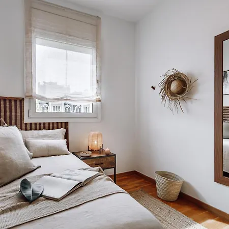 Cazalla - 2 Bedrooms And Office In Gracia * Barcelona